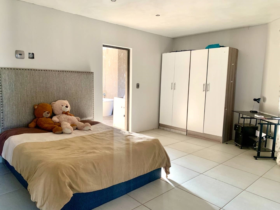 4 Bedroom Property for Sale in Bayswater Free State